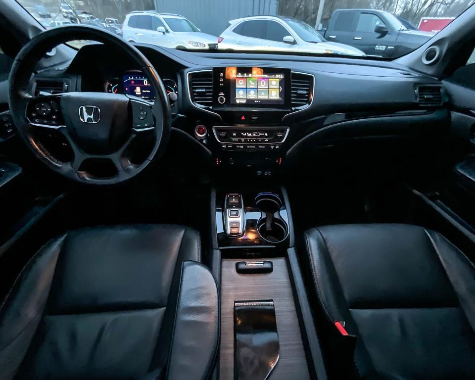 used 2021 Honda Pilot car, priced at $31,880