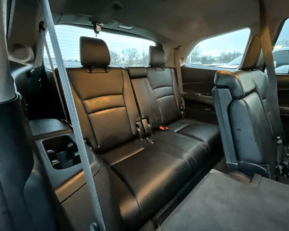 used 2021 Honda Pilot car, priced at $31,880