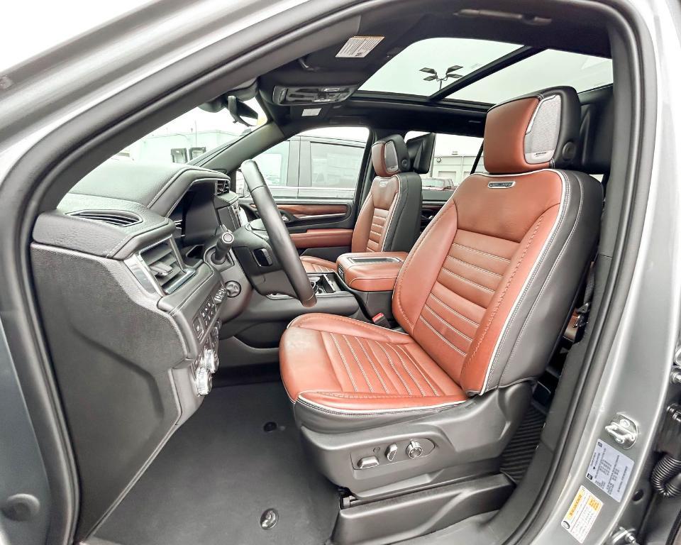 used 2023 GMC Yukon car, priced at $75,220