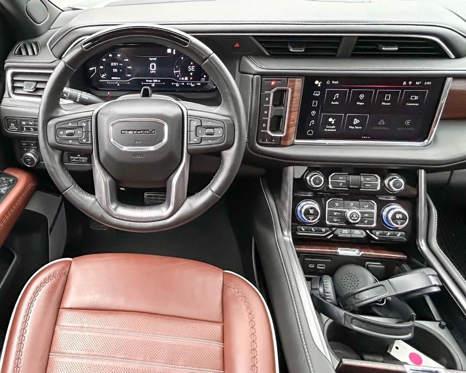 used 2023 GMC Yukon car, priced at $75,220