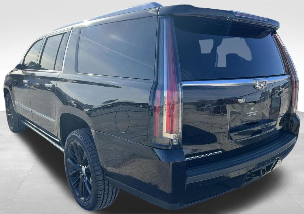 used 2020 Cadillac Escalade ESV car, priced at $43,294