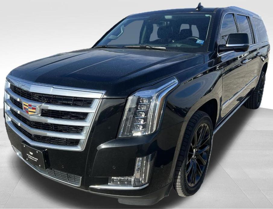 used 2020 Cadillac Escalade ESV car, priced at $43,294