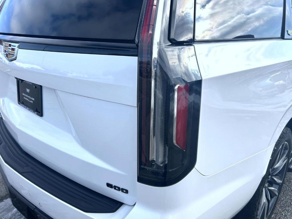 used 2022 Cadillac Escalade car, priced at $68,990