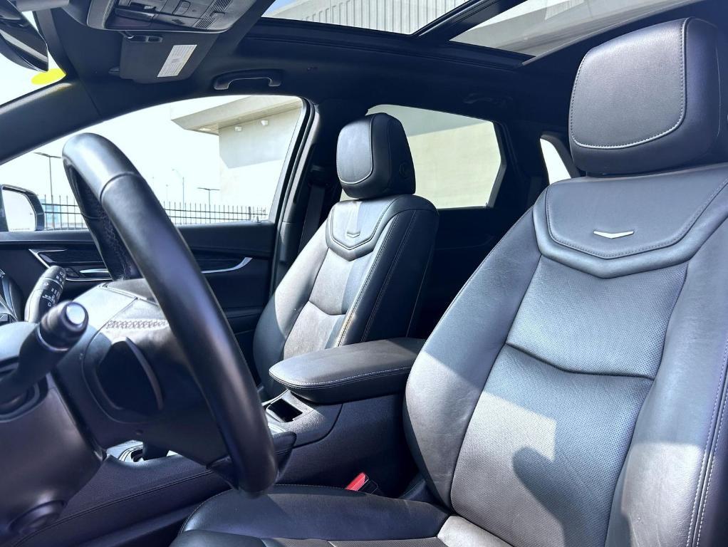 used 2020 Cadillac XT5 car, priced at $21,110
