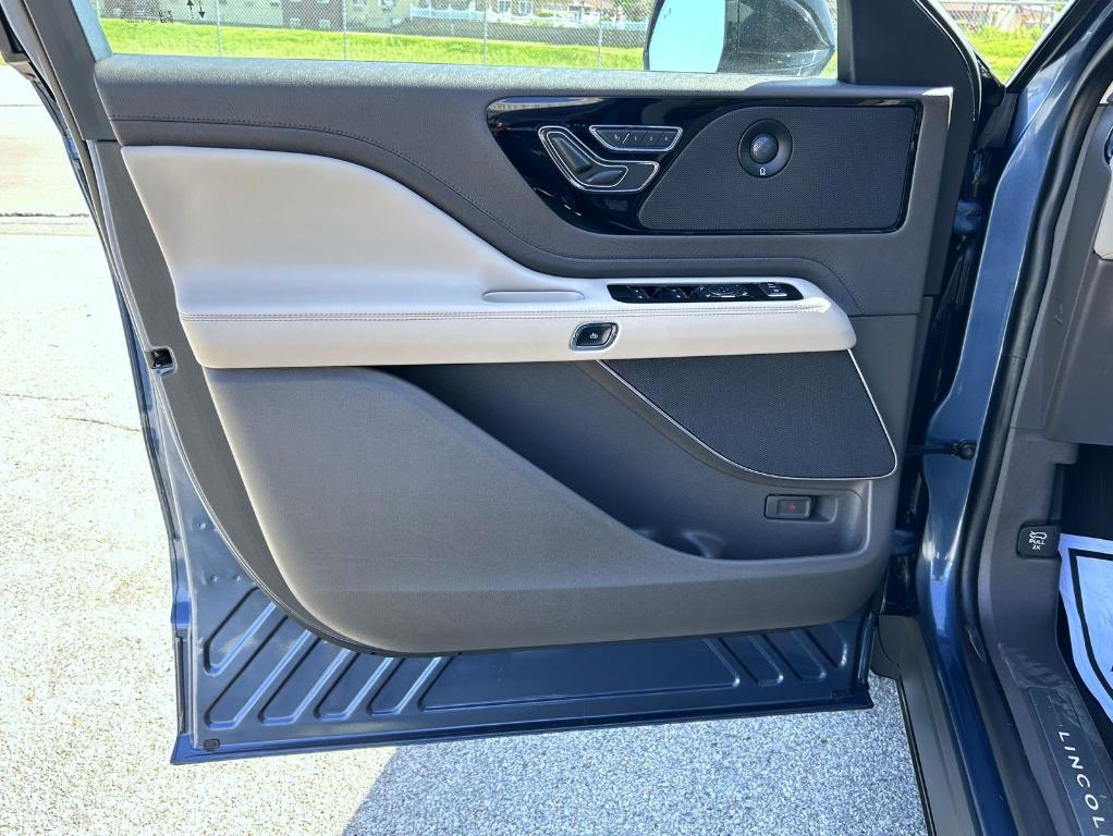 used 2020 Lincoln Aviator car, priced at $36,220