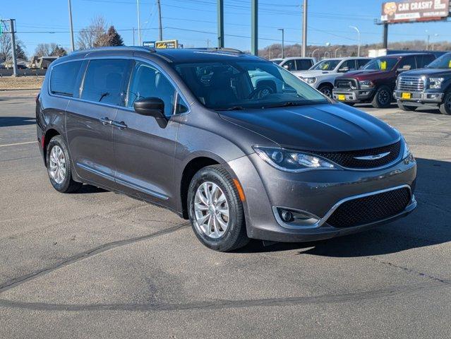 used 2018 Chrysler Pacifica car, priced at $12,490