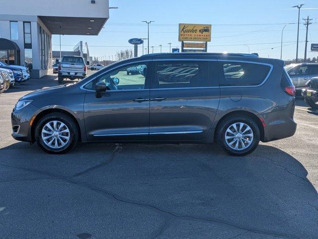 used 2018 Chrysler Pacifica car, priced at $12,490