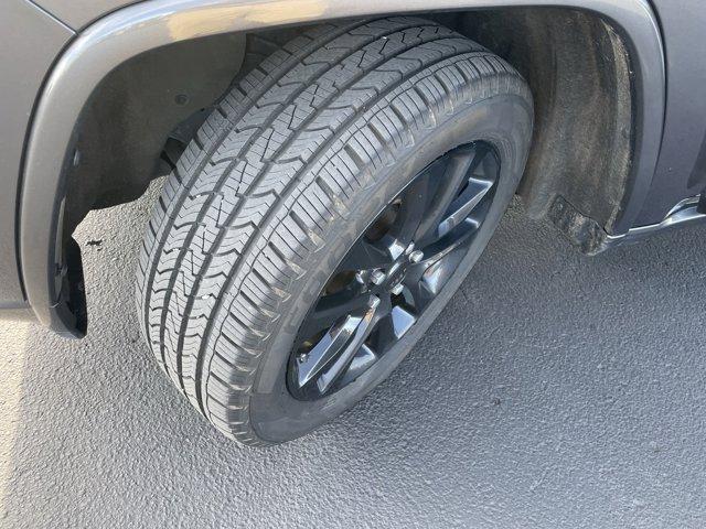 used 2021 Jeep Grand Cherokee car, priced at $23,900