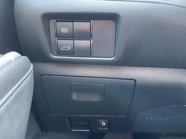 used 2021 Toyota Highlander car, priced at $35,987