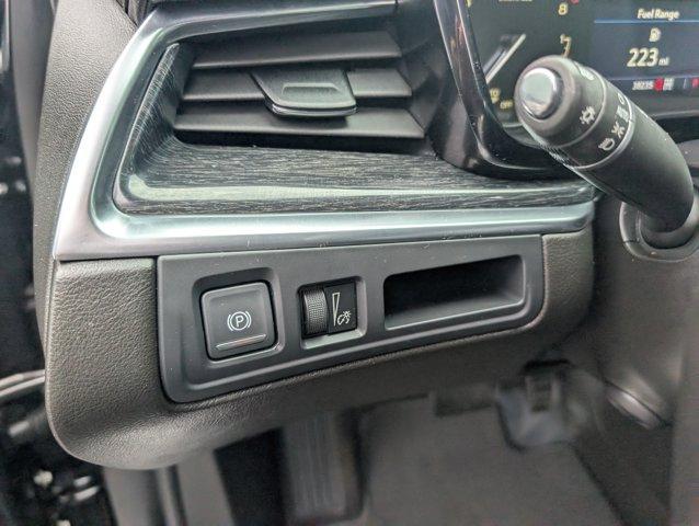 used 2023 Cadillac XT5 car, priced at $33,987