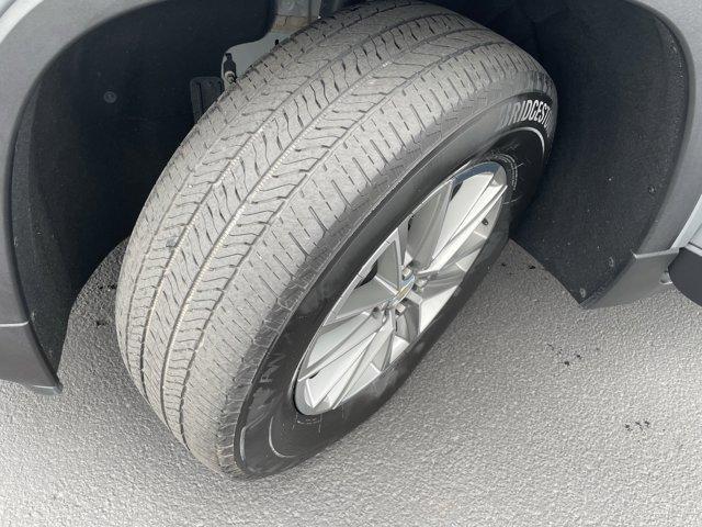 used 2023 Chevrolet Traverse car, priced at $29,985