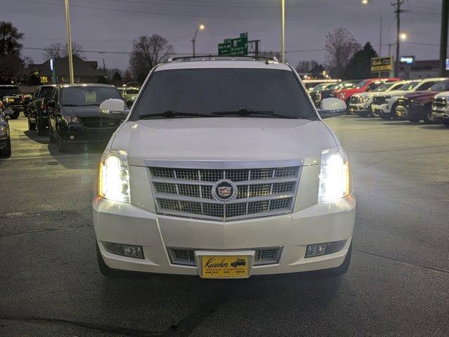 used 2013 Cadillac Escalade car, priced at $19,900