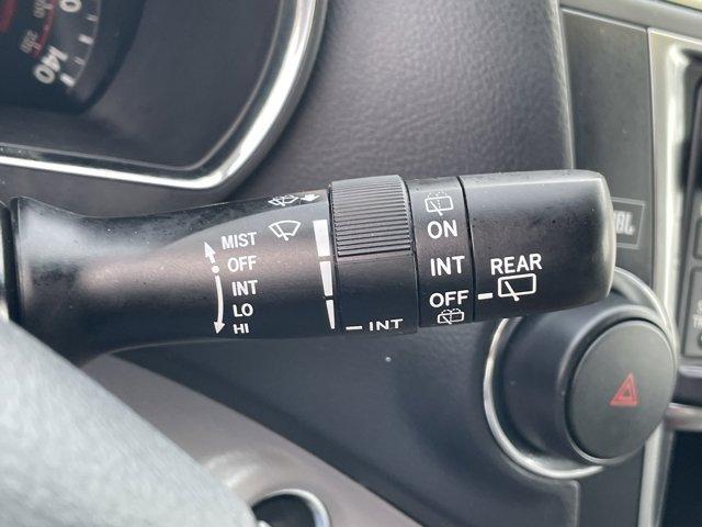 used 2013 Toyota Highlander car, priced at $11,997