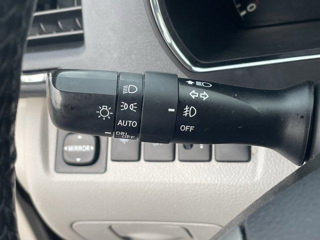 used 2013 Toyota Highlander car, priced at $11,997