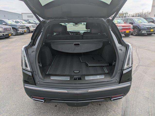 used 2021 Cadillac XT5 car, priced at $34,900