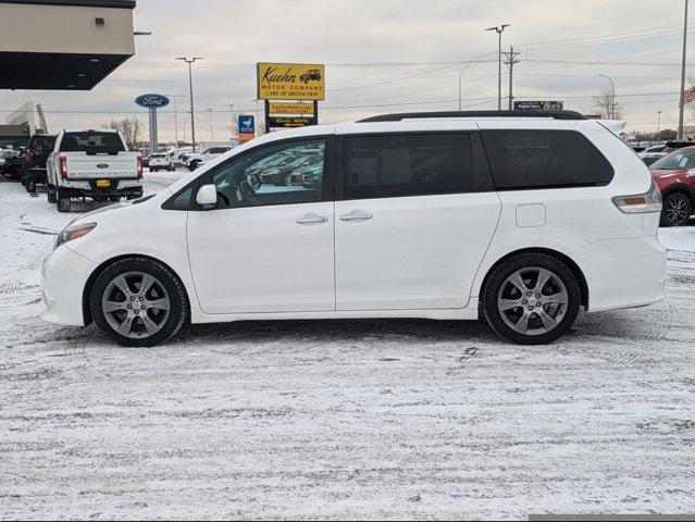 used 2016 Toyota Sienna car, priced at $17,900