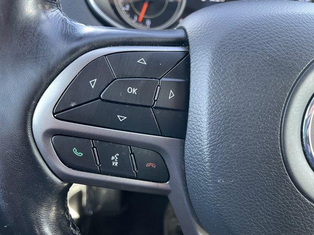 used 2020 Jeep Cherokee car, priced at $17,995