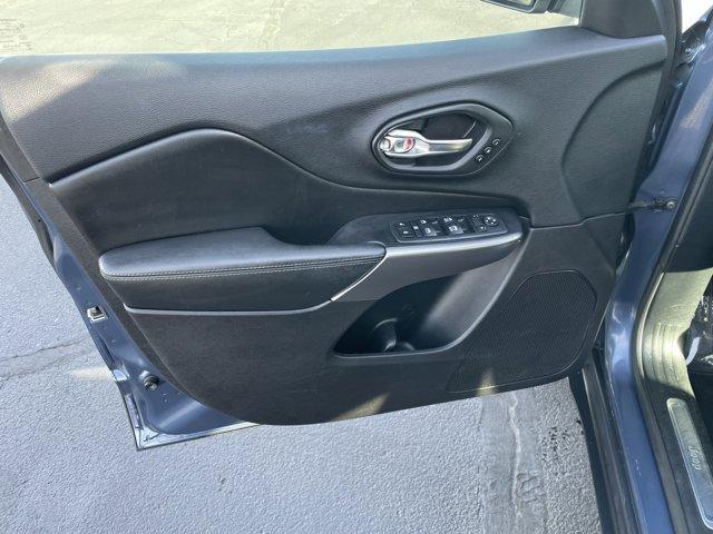 used 2020 Jeep Cherokee car, priced at $17,995