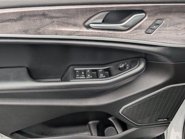 used 2022 Jeep Grand Cherokee L car, priced at $29,986