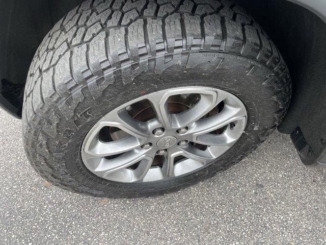 used 2015 Jeep Grand Cherokee car, priced at $14,495