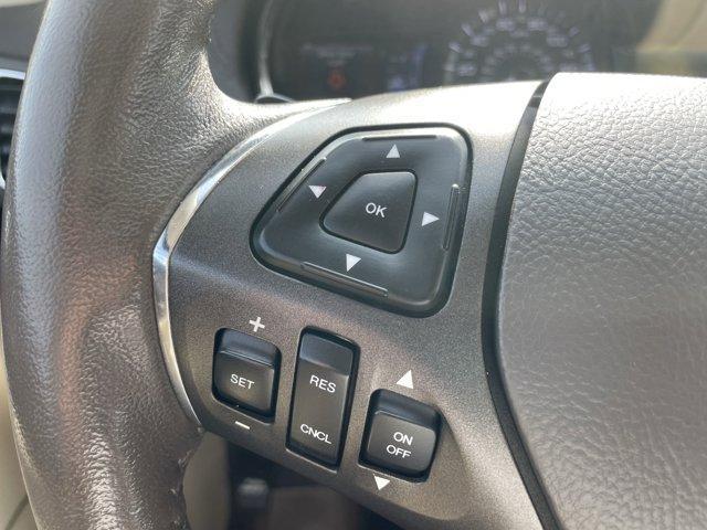 used 2015 Lincoln MKT car, priced at $11,997