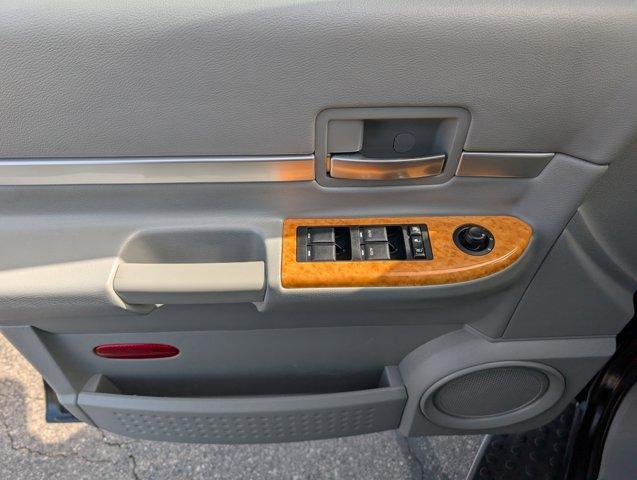 used 2007 Chrysler Aspen car, priced at $7,495