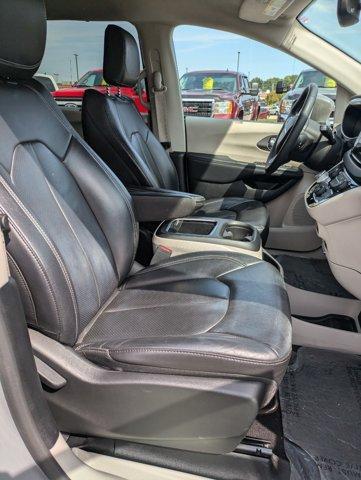 used 2022 Chrysler Pacifica car, priced at $26,900