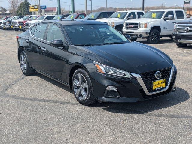 used 2022 Nissan Altima car, priced at $20,900