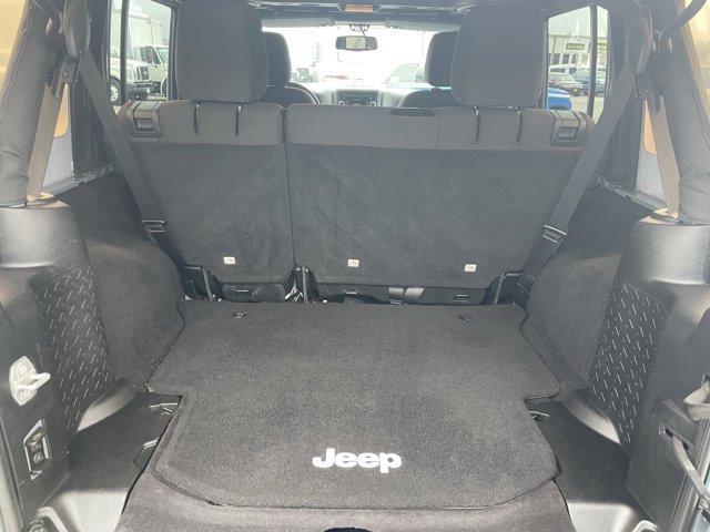 used 2015 Jeep Wrangler Unlimited car, priced at $21,900