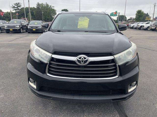 used 2015 Toyota Highlander car, priced at $18,495