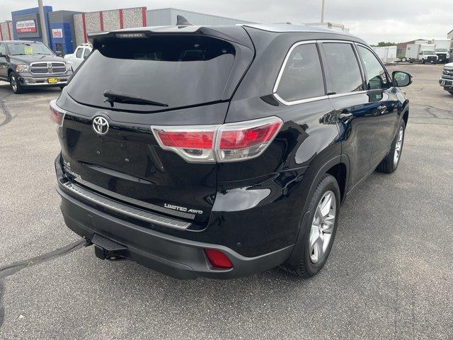 used 2015 Toyota Highlander car, priced at $18,495