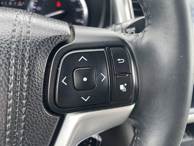 used 2015 Toyota Highlander car, priced at $18,495
