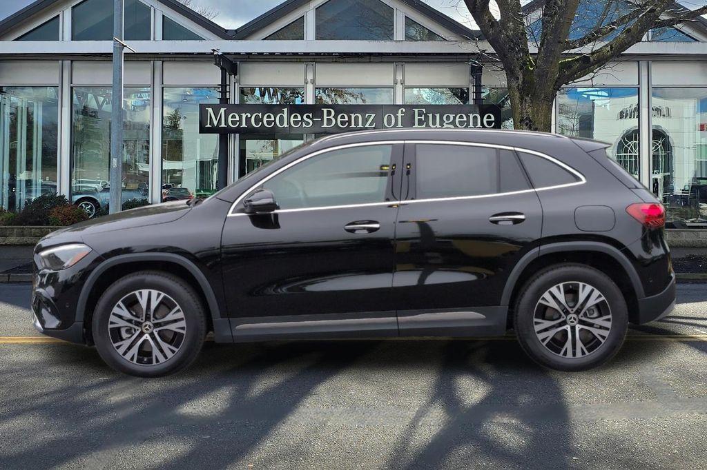 used 2025 Mercedes-Benz GLA 250 car, priced at $41,995
