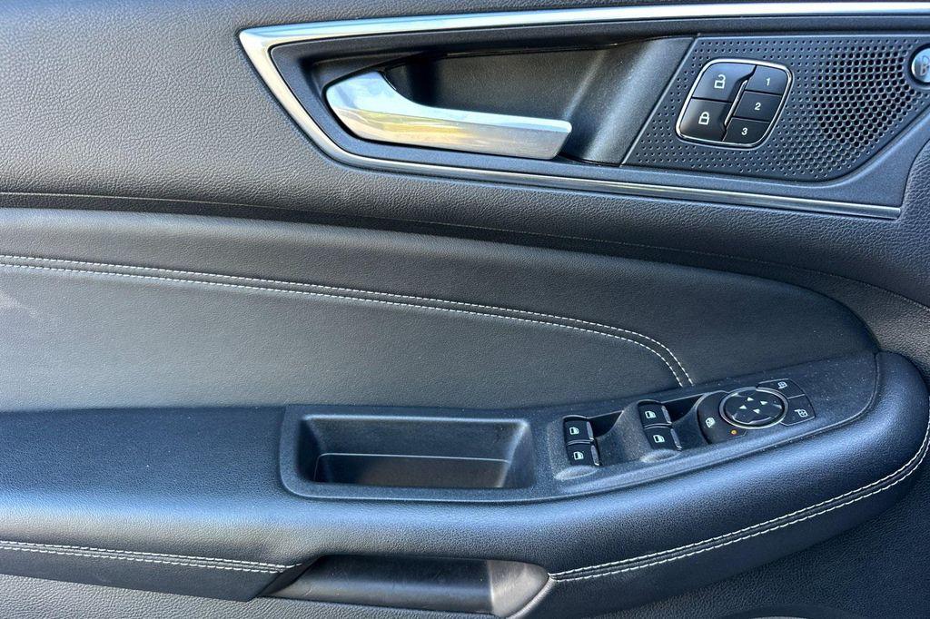 used 2022 Ford Edge car, priced at $21,470