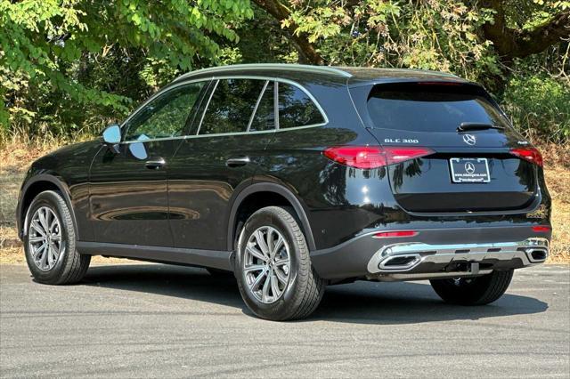 new 2024 Mercedes-Benz GLC 300 car, priced at $57,640