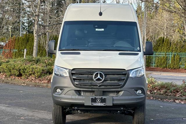 new 2024 Mercedes-Benz Sprinter 2500 car, priced at $74,806