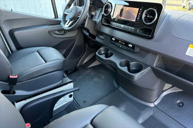 new 2024 Mercedes-Benz Sprinter 2500 car, priced at $74,806