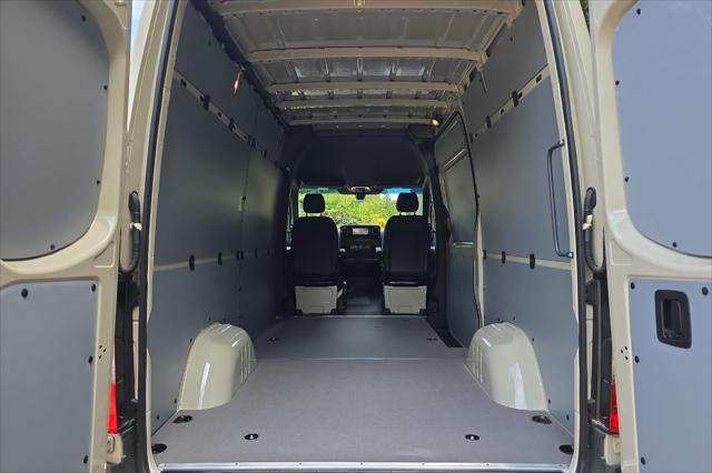 new 2025 Mercedes-Benz Sprinter 2500 car, priced at $62,639