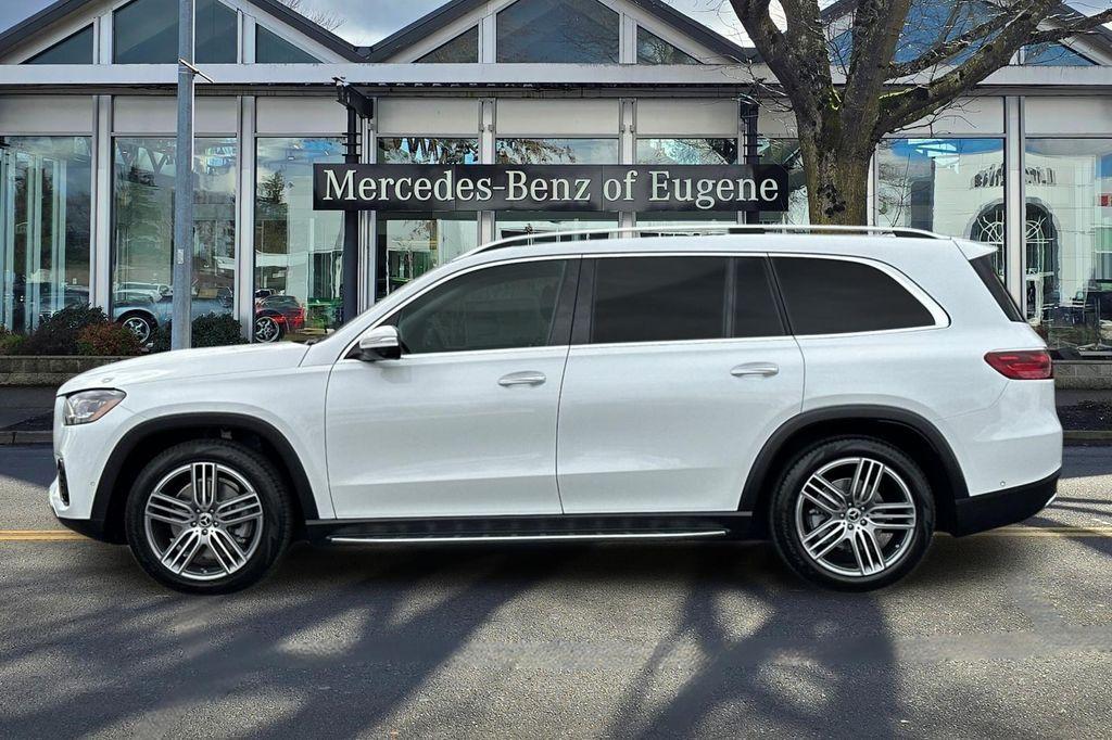 new 2025 Mercedes-Benz GLS 450 car, priced at $99,145
