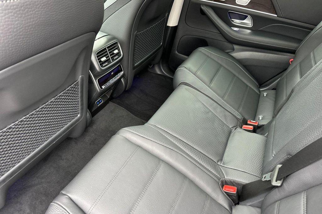 new 2025 Mercedes-Benz GLS 450 car, priced at $99,145