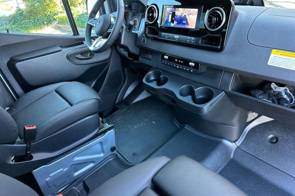 new 2025 Mercedes-Benz Sprinter 2500 car, priced at $80,099