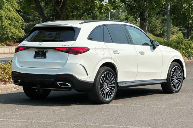 new 2024 Mercedes-Benz GLC 300 car