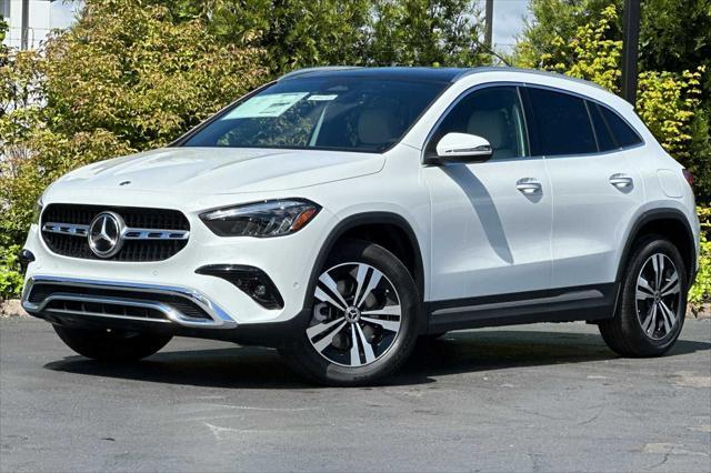 new 2024 Mercedes-Benz GLA 250 car, priced at $47,945