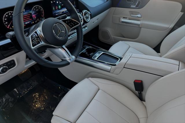 new 2024 Mercedes-Benz GLA 250 car, priced at $47,945