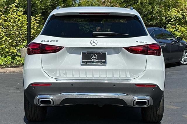 new 2024 Mercedes-Benz GLA 250 car, priced at $47,945