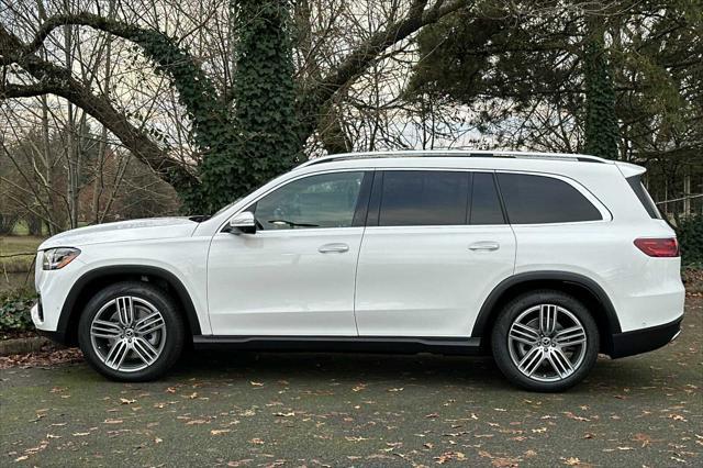 new 2025 Mercedes-Benz GLS 450 car, priced at $91,775