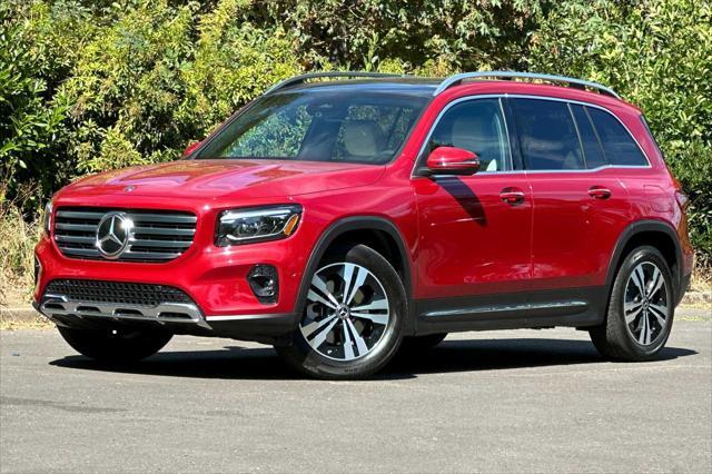 new 2024 Mercedes-Benz GLB 250 car, priced at $55,845