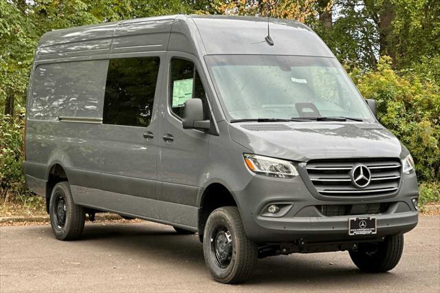 new 2025 Mercedes-Benz Sprinter 2500 car, priced at $80,331