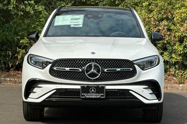 new 2024 Mercedes-Benz GLC 300 car, priced at $64,280