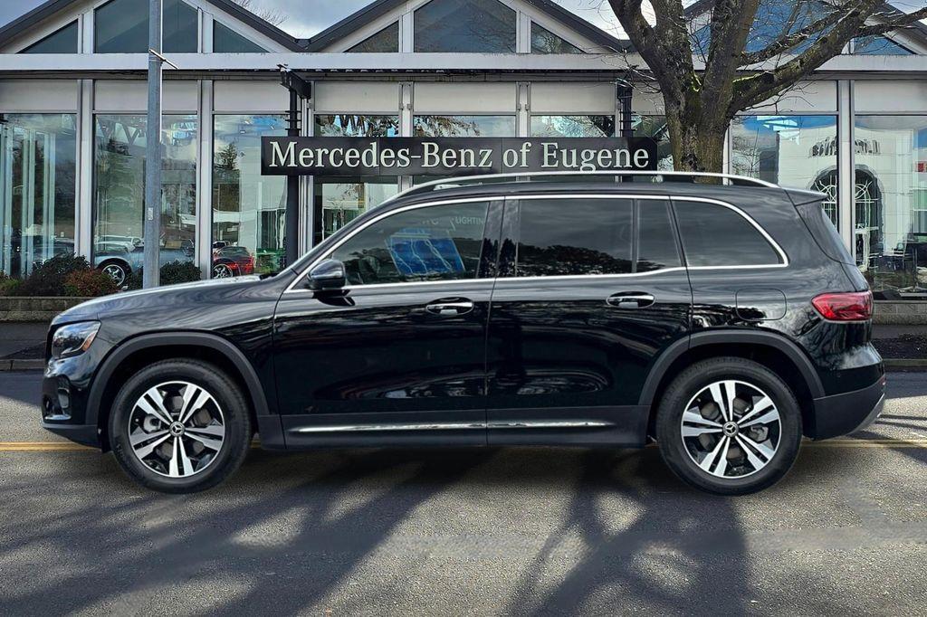 new 2025 Mercedes-Benz GLB 250 car, priced at $51,660